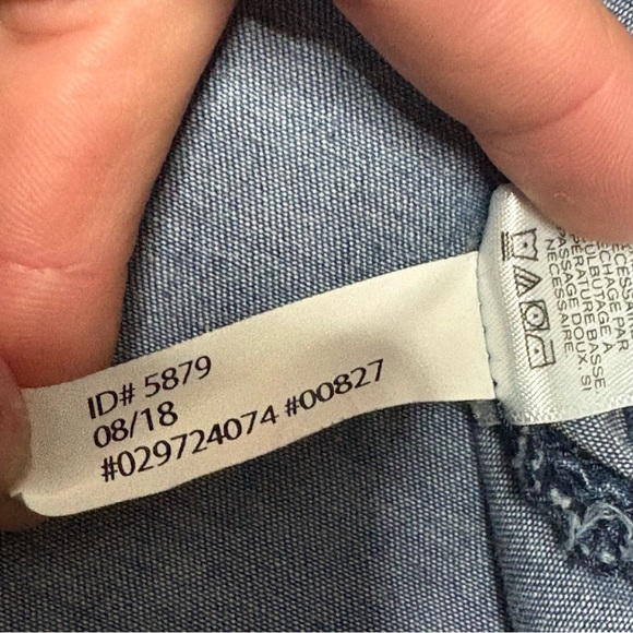 Express Women’s Large Light Blue Denim Shirt - Picture 12 of 13